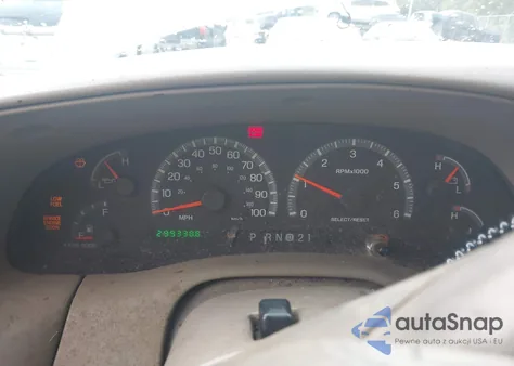 2002 Ford Expedition Xlt from USA, damaged, VIN 1FMRU15W32LA16477